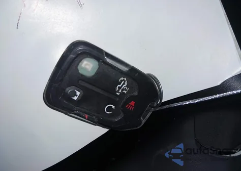 2021 Chevrolet Silverado 1500 4Wd Short Bed High Country из США, поврежденный, VIN 1GCUYHEL5MZ229237